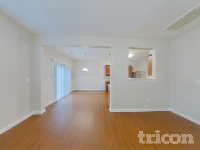 Building Photo - 2034 Aragon Lane