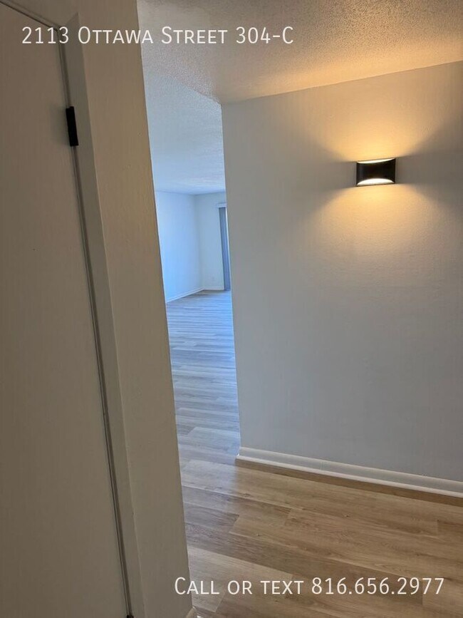 Foto del edificio - 2113 Ottawa St