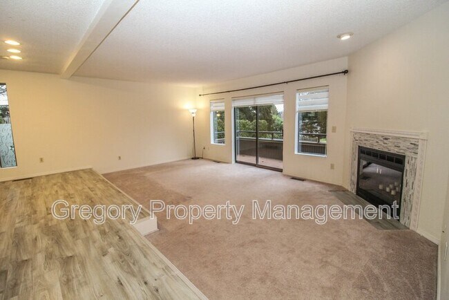 Foto del edificio - 9830 NE 137th St