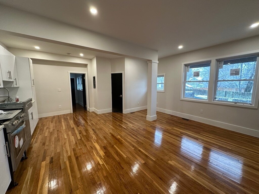 Foto principal - 289 Walnut St