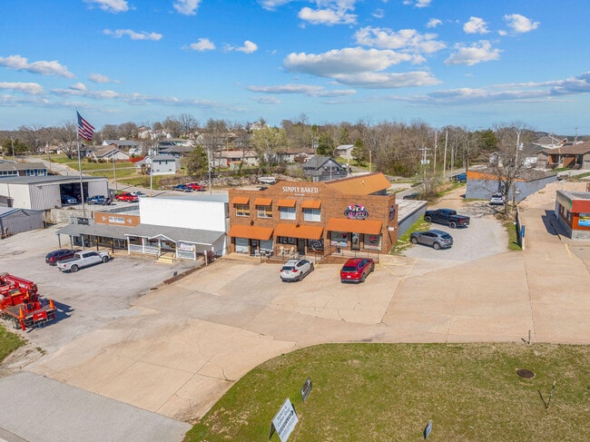 Building Photo - 12056 MO-13