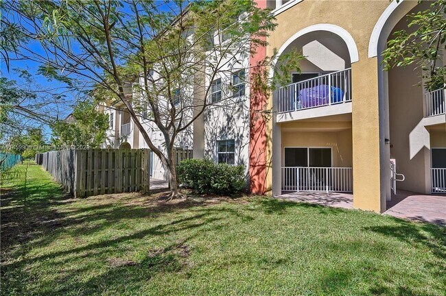 Building Photo - 8620 NW 97th Ave