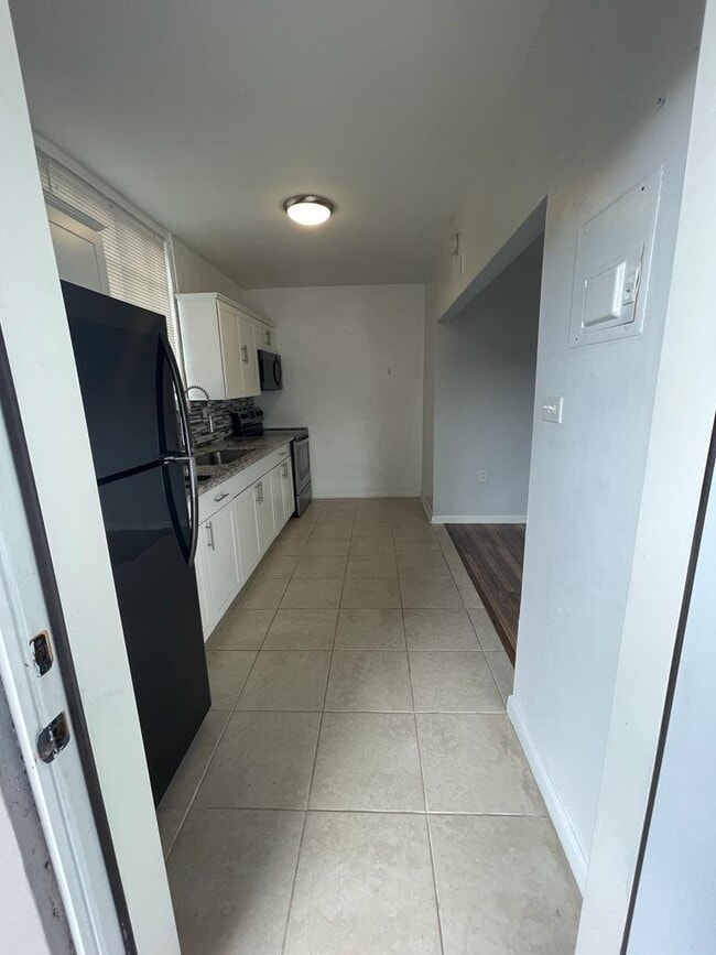 Foto del edificio - 112 SW 67th Ave