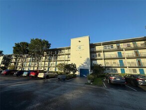 Building Photo - 301 SW 135th Ave