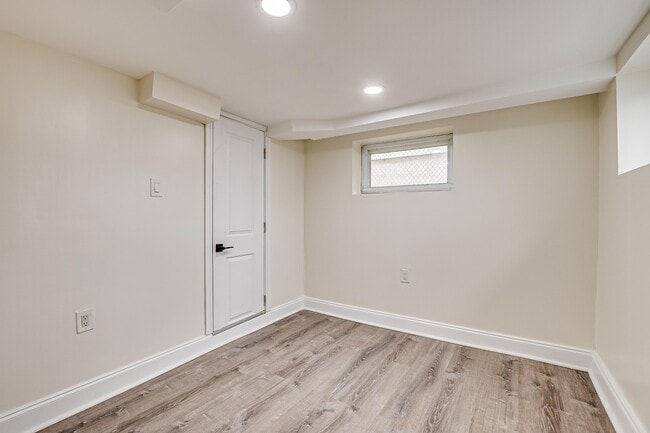 Foto del edificio - 602 Ave E