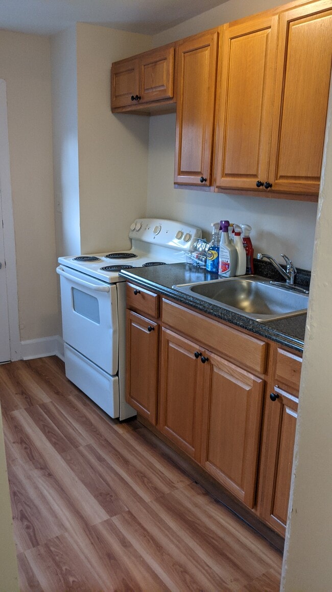 Building Photo - 7 Newlinville Rd