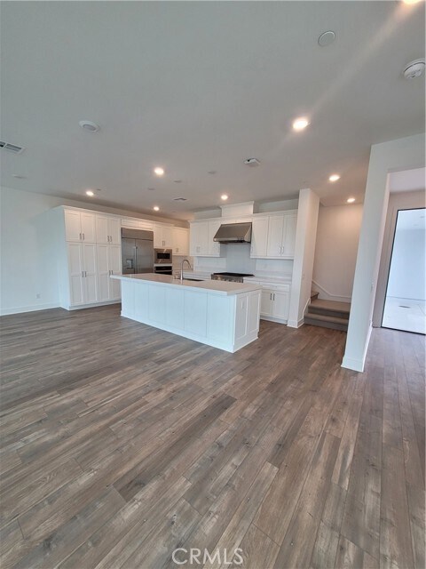 Building Photo - 117 Waypoint