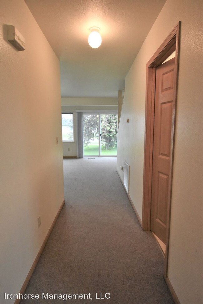 Building Photo - 2490 Wheeler Dr