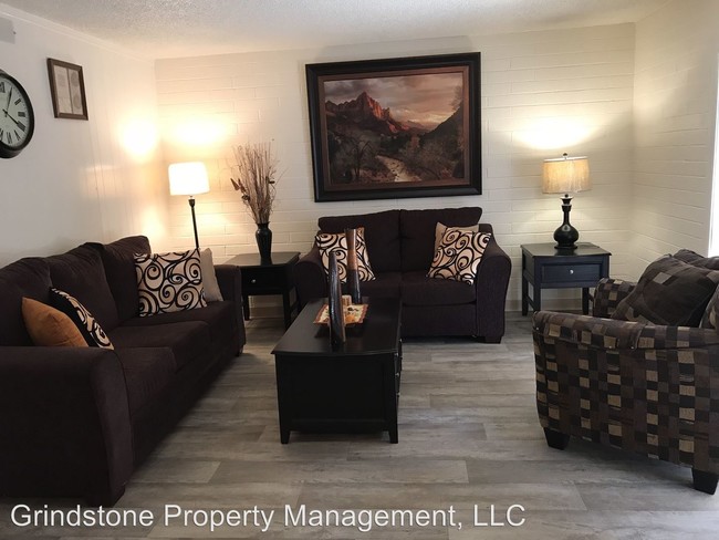 Foto del edificio - 4515-4515 E Grant Rd