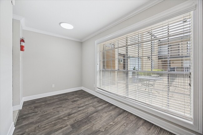 Building Photo - 201 Emerson St