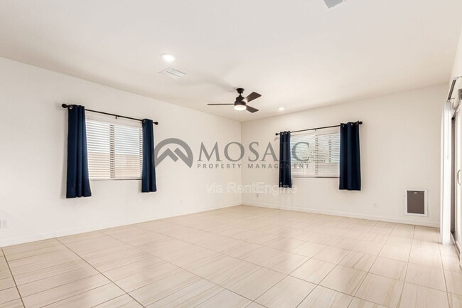 Foto del edificio - 35208 W Santa Monica Ave