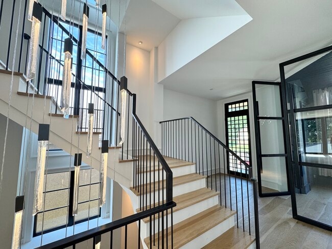 Foto del edificio - 2109 Belleview Ave