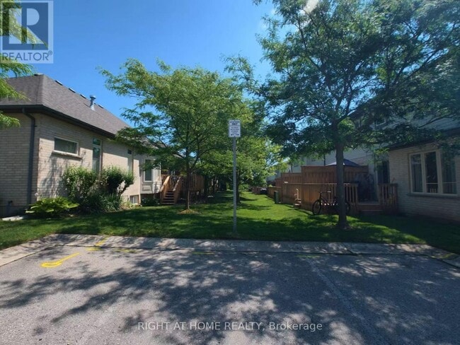 Building Photo - 505 Blue Jay Dr