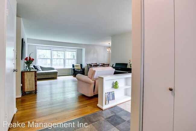 Building Photo - 4 br, 3 bath House - 1302 Cottage St SW