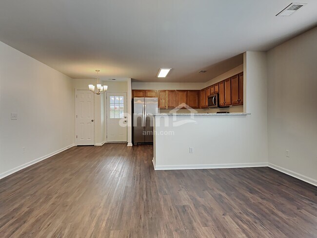 Foto del edificio - 324 Bradley Bend Dr