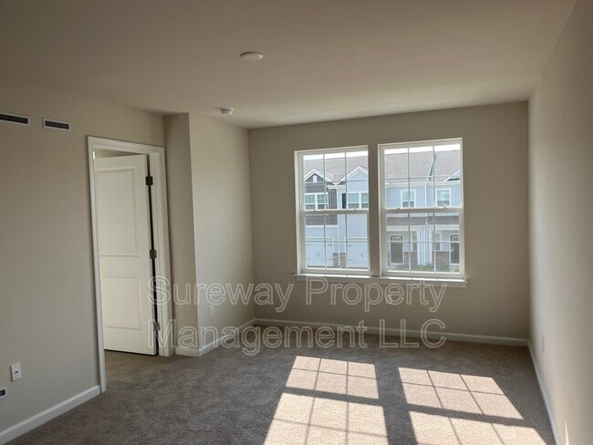 Building Photo - 9 Nelsons Way