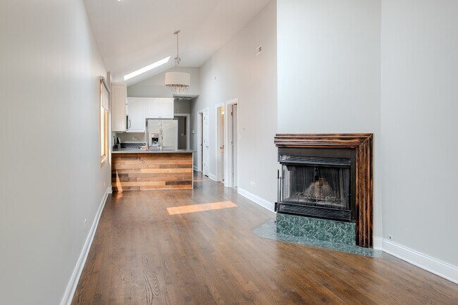 Foto del edificio - 1342 N Cleaver St