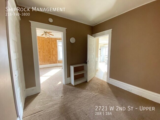 Foto del edificio - 2721 W 2nd St