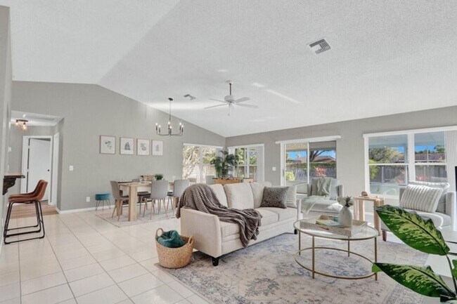 Foto del edificio - 1544 Old Cypress Trail