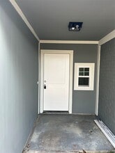 Building Photo - 11719 Pender Ln