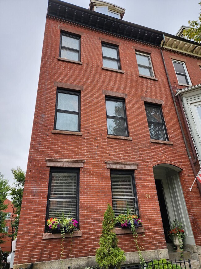 Welcome!! - 61 Centre St