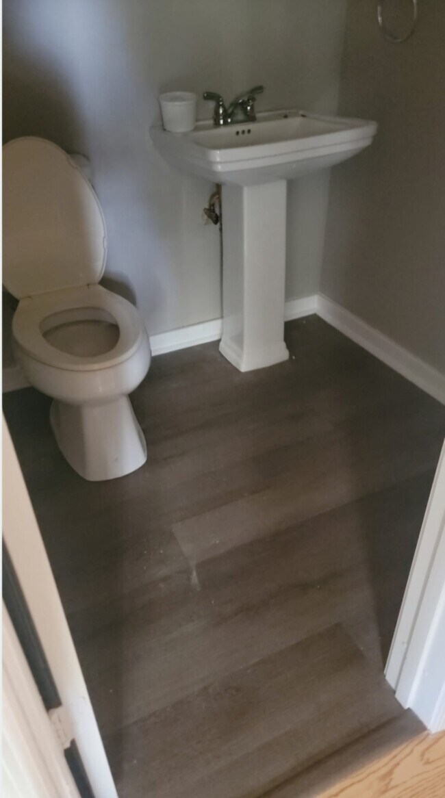 Foto del edificio - 2110 Miller St