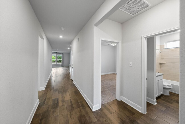 Foto del edificio - Inviting Comfort & Everyday Ease – 4 Bed, ...