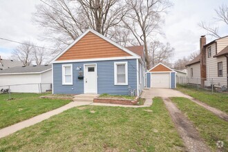 Building Photo - 1513 4th St NE