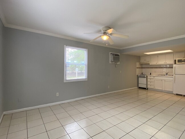 Building Photo - 1BD/1BA Apartment off Curry Ford in Henley...