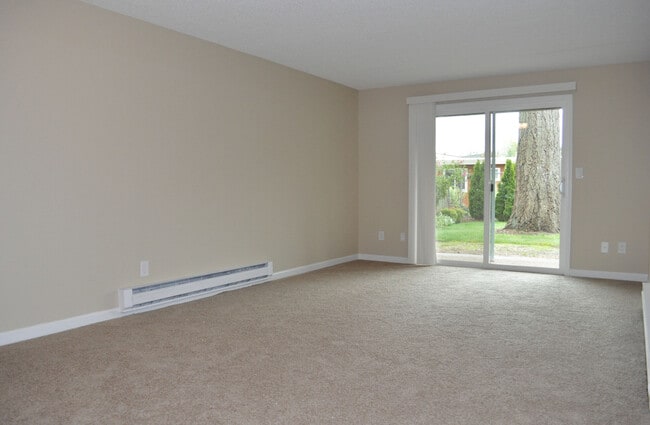 Building Photo - Rainier Terrace