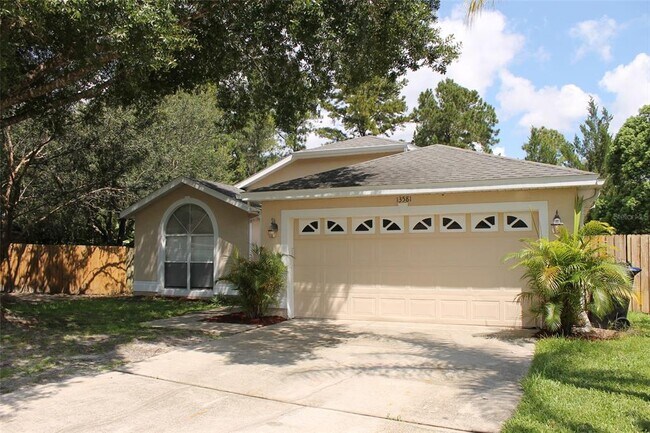 Building Photo - 13581 Fordwell Dr