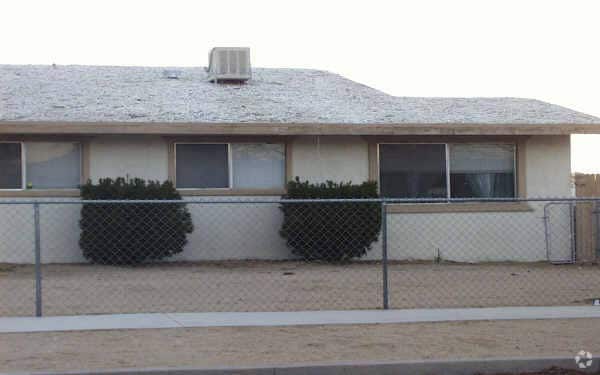 Building Photo - 18200 Cherimoya Rd