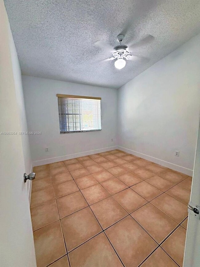 Foto del edificio - 15490 SW 134th Pl