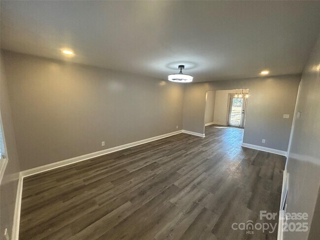 Foto del edificio - 9156 Black Heath Cir