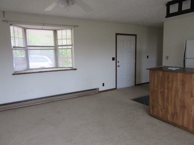 6 Circle Dr Huntington Wv 25701 Apartments Huntington Wv Apartments Com