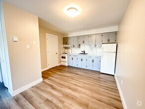 Building Photo - 33 Dobbin St