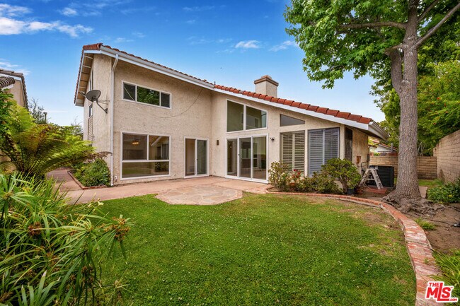Building Photo - 3974 Astaire Ave