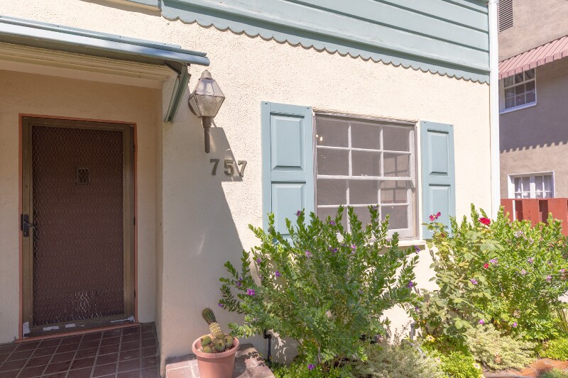 Foto principal - 757 E Doran St