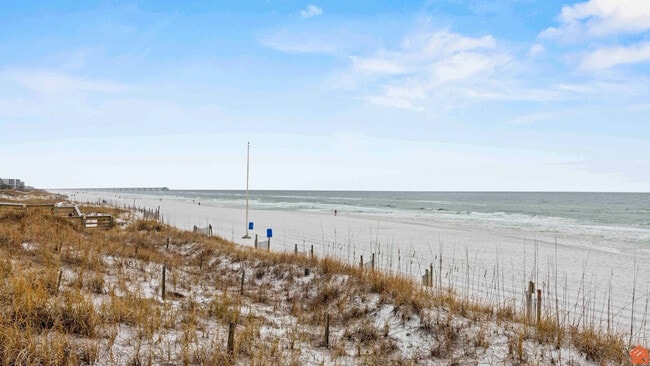 Foto del edificio - 460 Abalone Ct