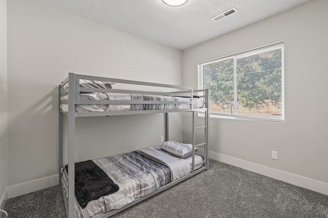 Foto del edificio - 1001 N Shamrock St