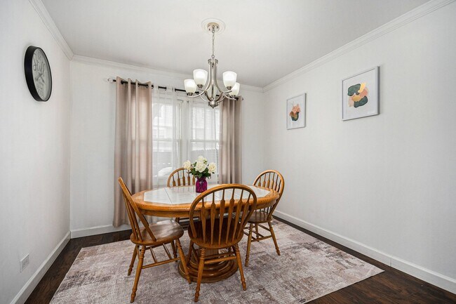 Foto del edificio - 1921 Williamsburg Dr