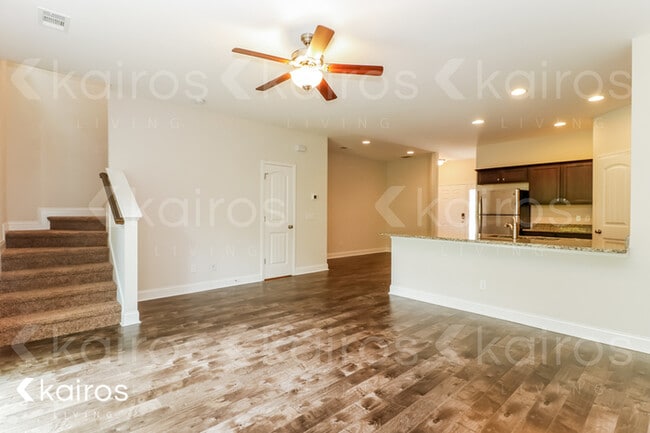 Foto del edificio - 613 Ferguson Ln