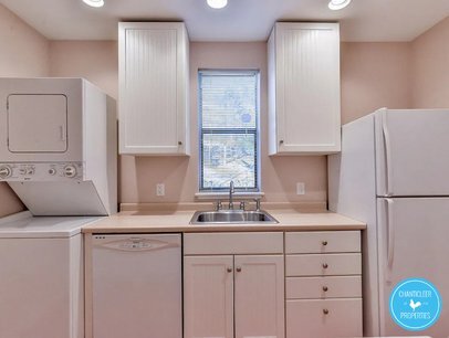 Foto del edificio - 130 E Longview St