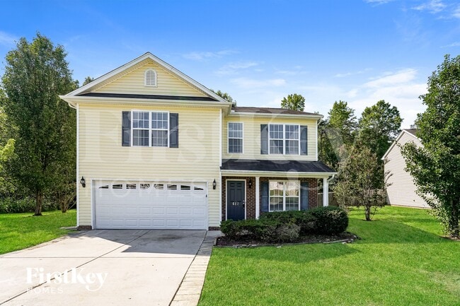 Building Photo - 612 Brassfield Dr