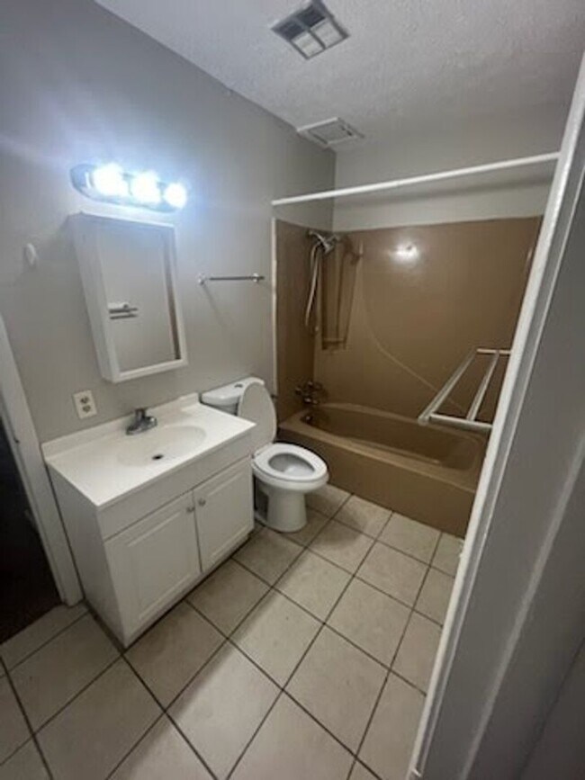 Foto del edificio - 7322 Kingman St