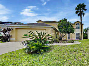 Building Photo - 27216 Coral Springs Dr