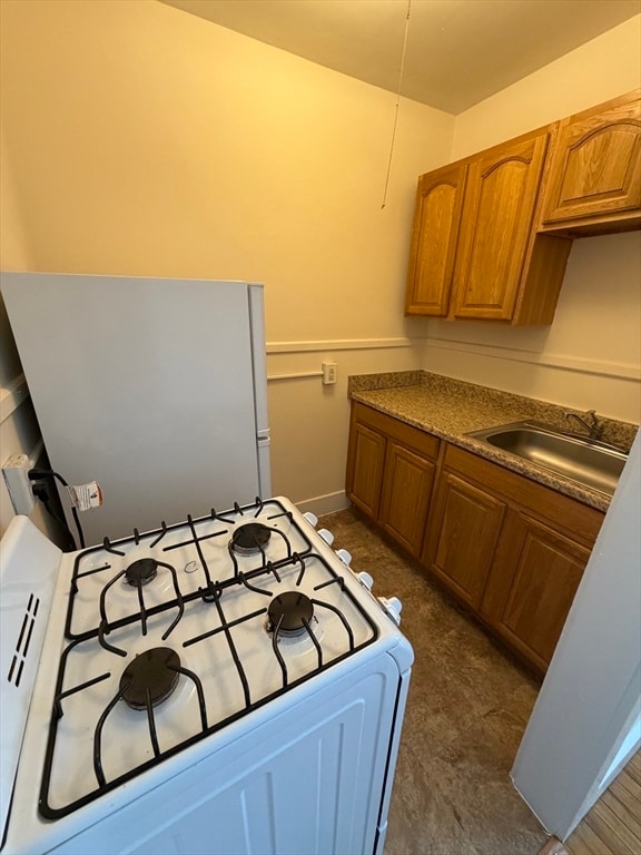 Foto del edificio - 12 E Main St