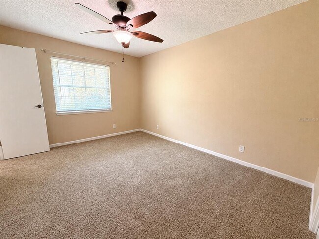 Foto del edificio - 1435 Millstream Ln