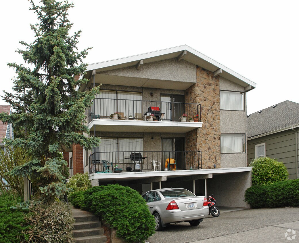 1508 63rd St, Seattle, WA 98107 Rentals in Seattle at 1508 63rd St