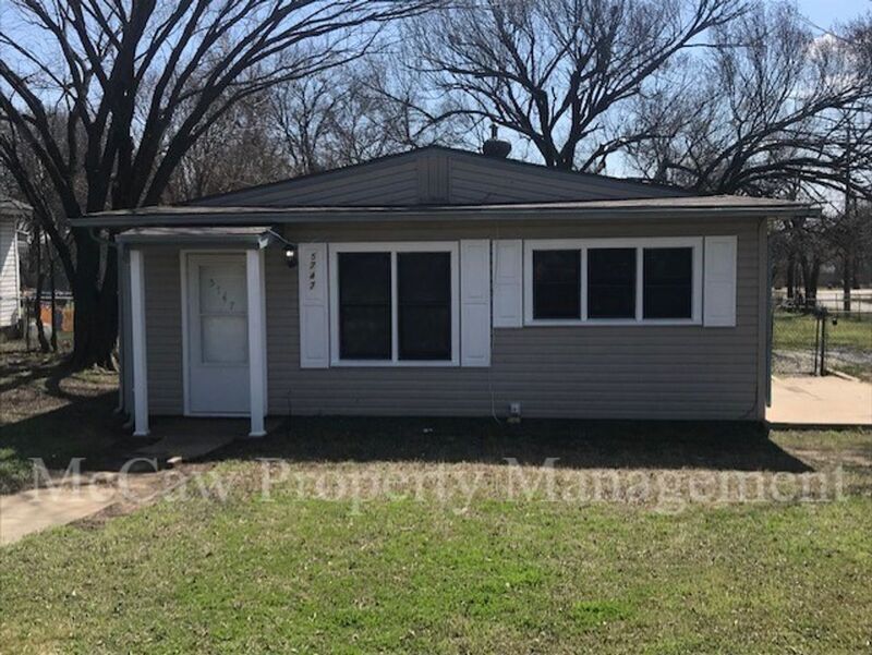 Primary Photo - 5747 Cowden St